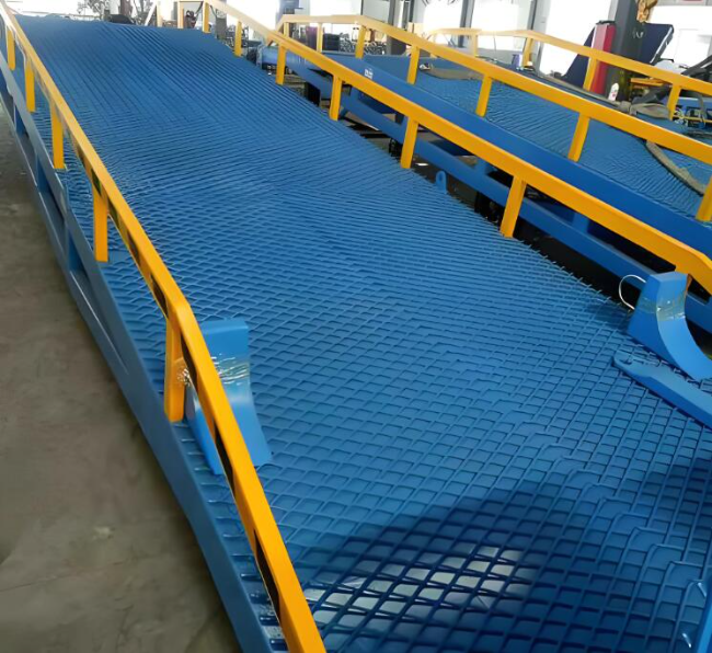 千家镇移动式液压登车桥