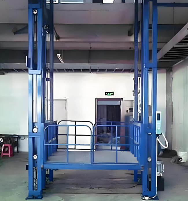 千家镇导轨式升降货梯