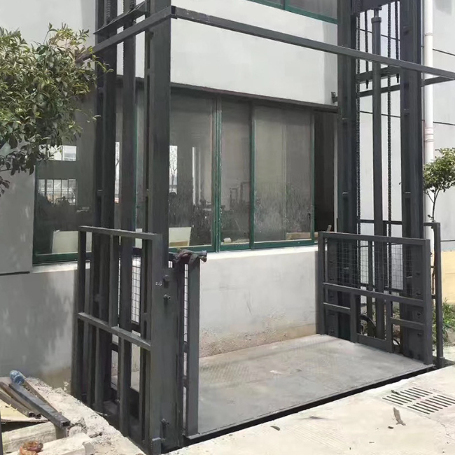 千家镇5吨室外升降货梯